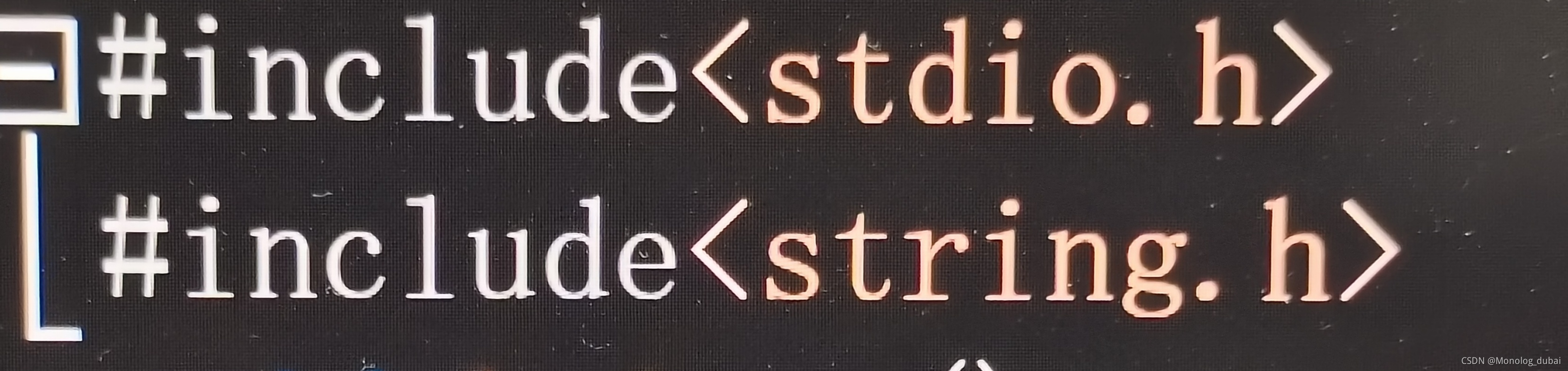 在后面要用到strlen来获取字符串的长度，因而要包含<string.h>这个头文件，后面还有gets这个标识符要在<stdio.h>这个头文件之中