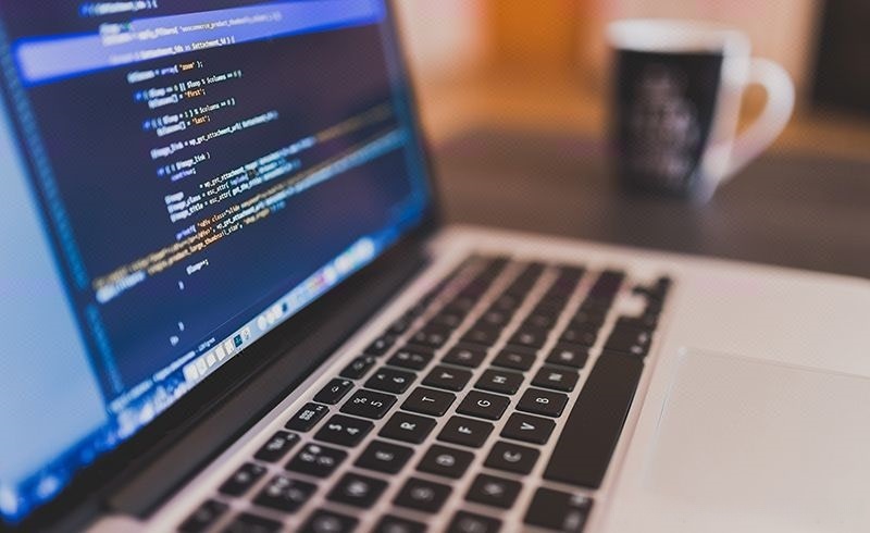 学Java好还是前端好